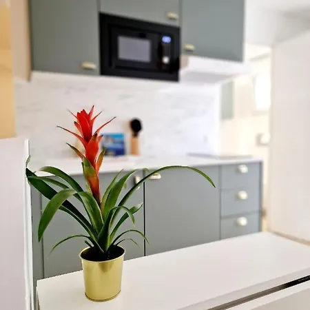 Au Bas Des Cretes En Bas De A Proche De La Et De Marseille Apartamento *